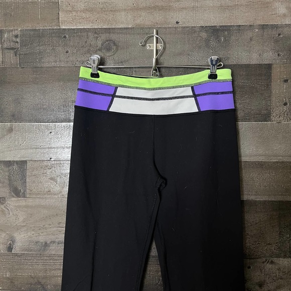 SOLD Lululemon Pants Size 6 - Picture 2 of 6